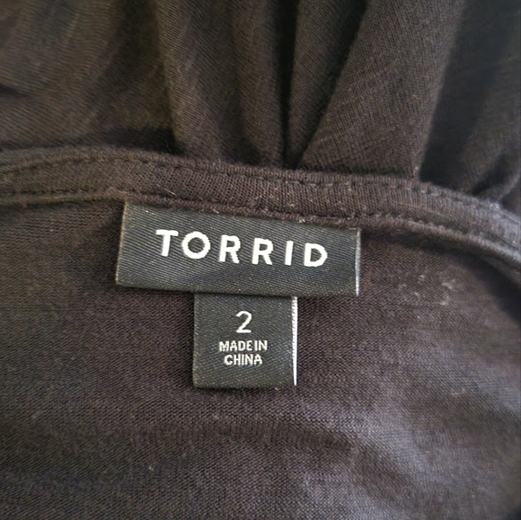 Torrid, size 2, embroidered, tank top - Picture 3 of 7